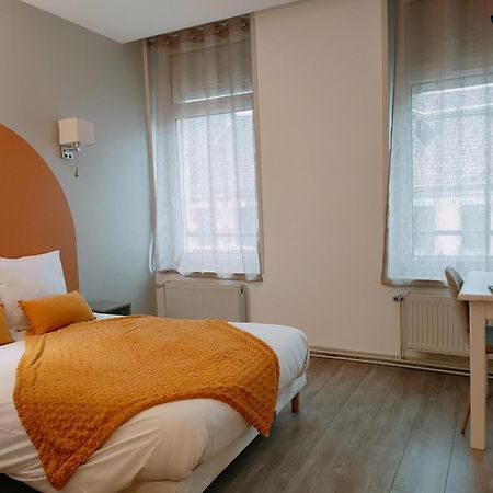Le Royal Hotel Saint-Pol-sur-Ternoise Екстер'єр фото