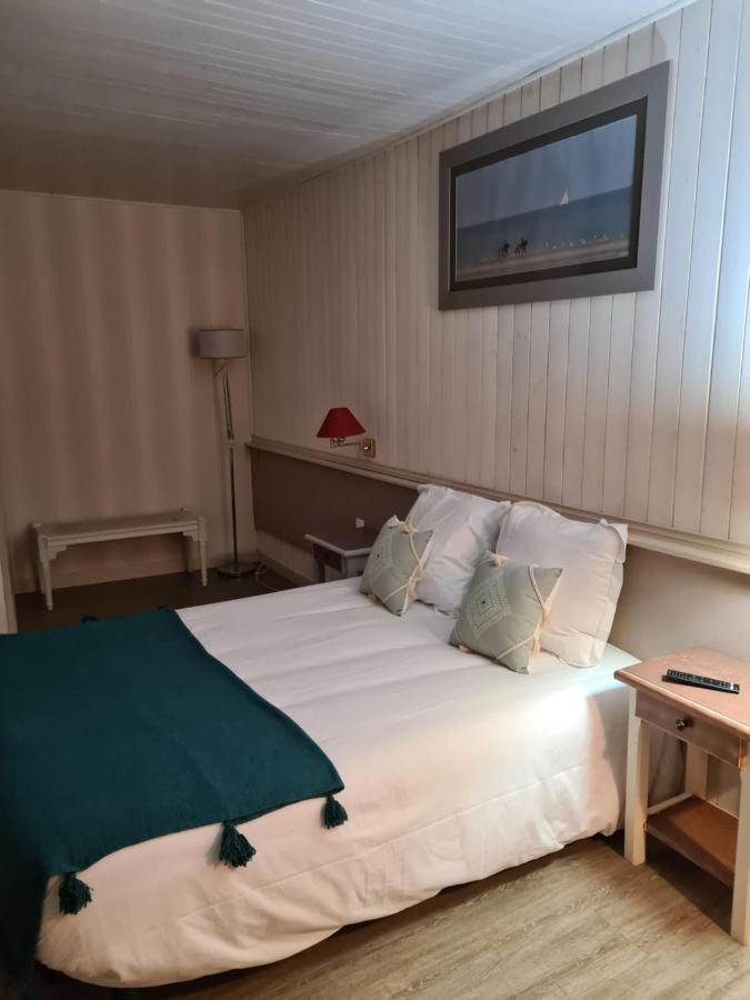 Le Royal Hotel Saint-Pol-sur-Ternoise Екстер'єр фото