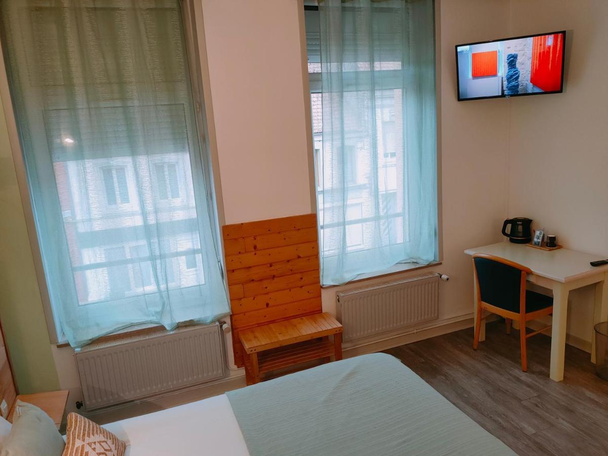 Le Royal Hotel Saint-Pol-sur-Ternoise Екстер'єр фото
