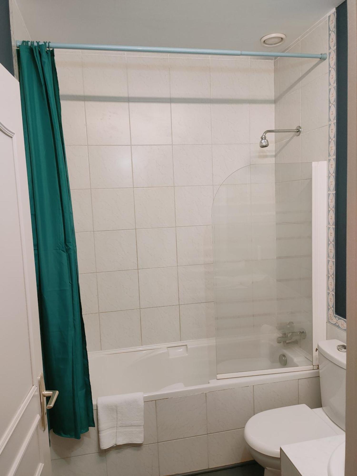 Le Royal Hotel Saint-Pol-sur-Ternoise Екстер'єр фото