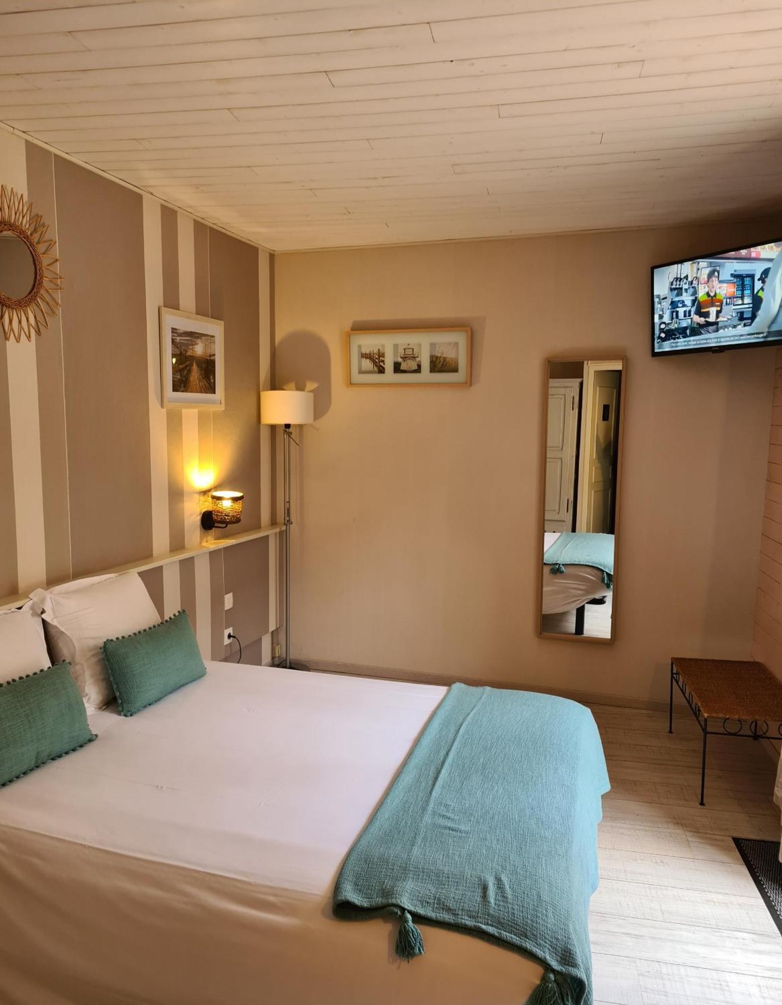 Le Royal Hotel Saint-Pol-sur-Ternoise Екстер'єр фото