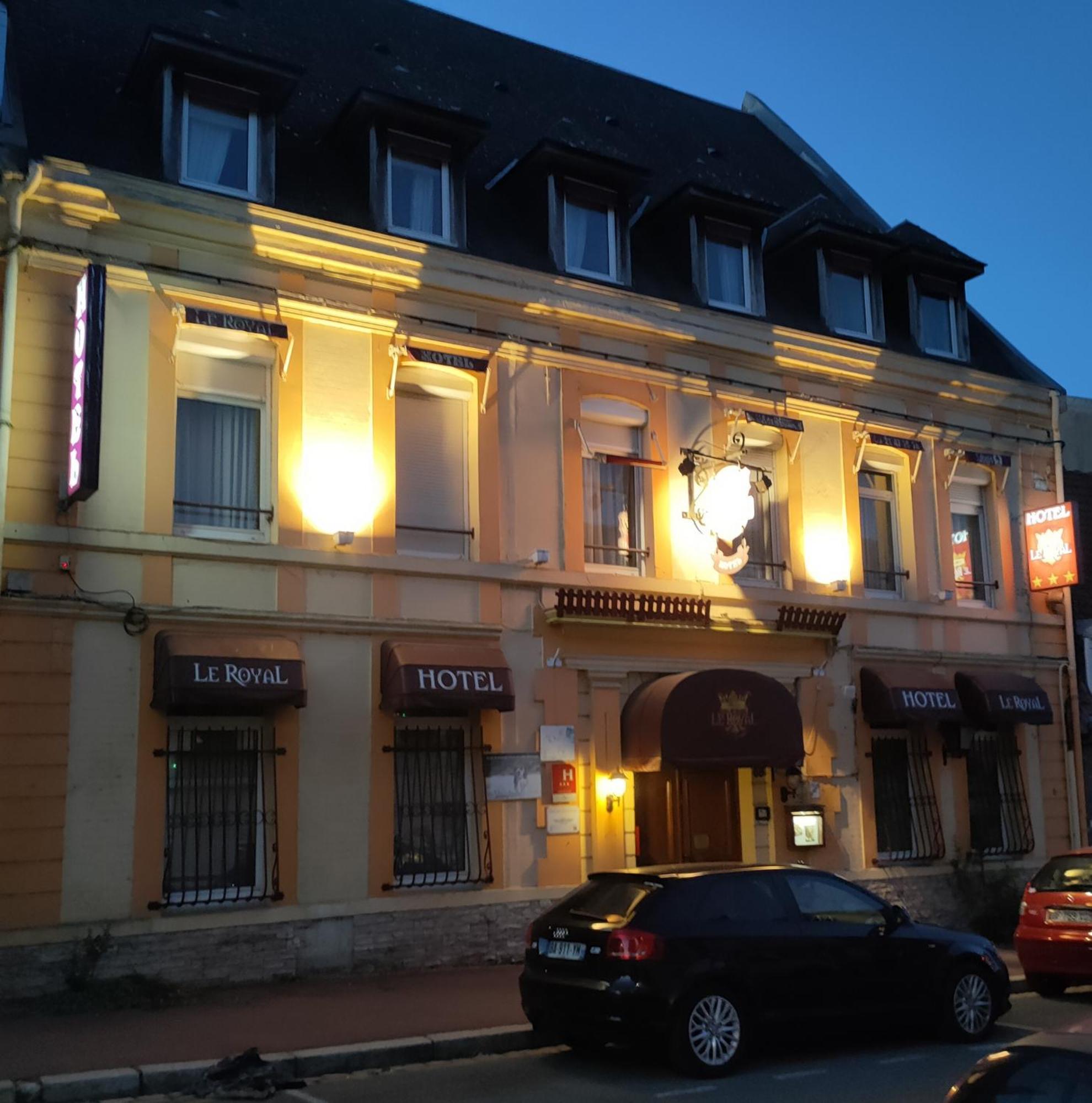 Le Royal Hotel Saint-Pol-sur-Ternoise Екстер'єр фото
