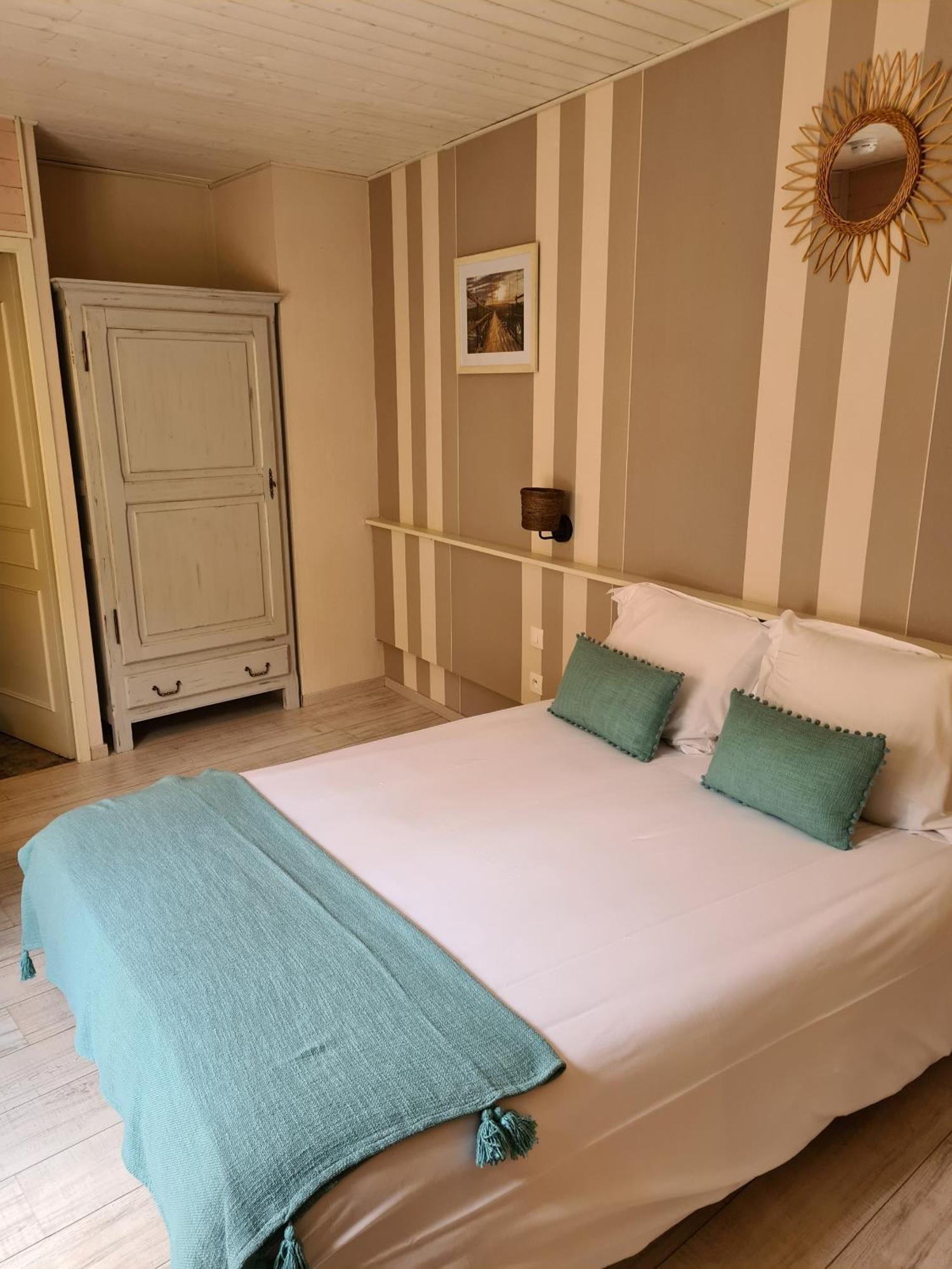 Le Royal Hotel Saint-Pol-sur-Ternoise Екстер'єр фото